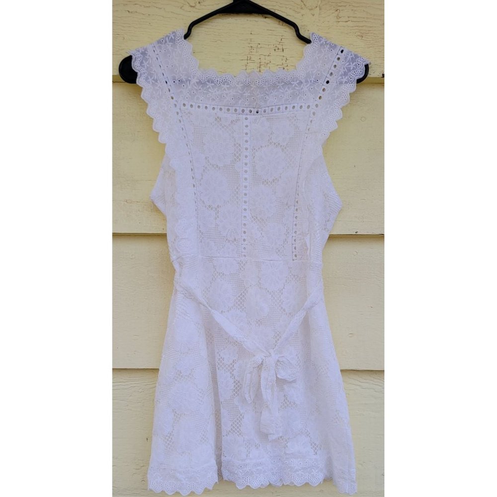 BOLAIYA Sleeveless White Lace Mini Dress
